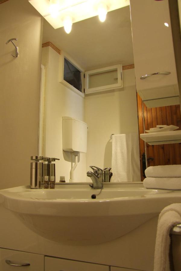 Monolocali In Casa Con Giardino Bellagio Apartment Ngoại thất bức ảnh